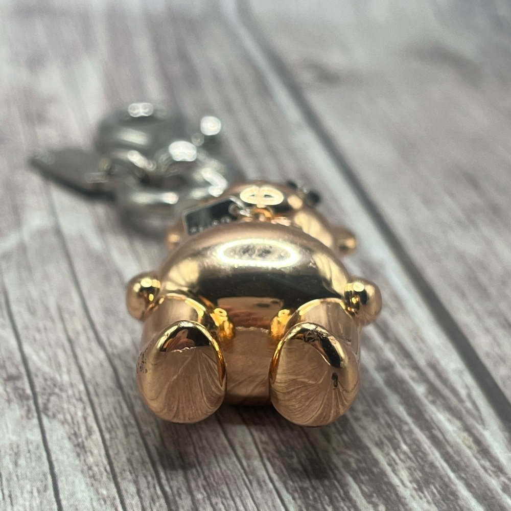 SOLD❤️ 🧸NEW COACH 3D Teddy Bear Bag Charm Key Chain Rose Gold Silver w/ Dust Bag - Picture 13 of 13